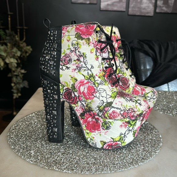 Iron fist floral boots 8 - Picture 2 of 13